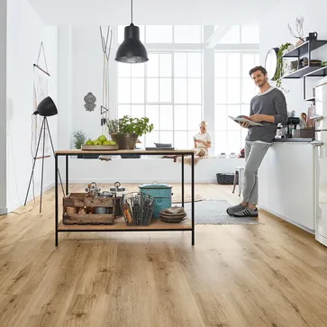 Loft moderne Küche Eiche Vinylboden Fussboden hell Rustikal Rigid Industial