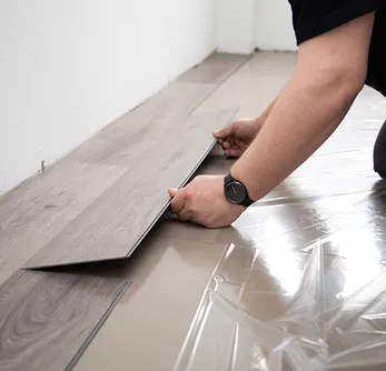 Verlegung wineo Vinylboden zum Klicken Holzoptik Klickvinyl DIY Trittschalldämmung silentCOMFORT