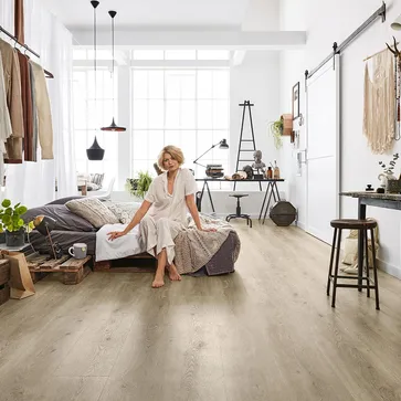 Loft Schlafzimmer Palettenbett EIche Vinylboden Rigid Industrial Rustikal
