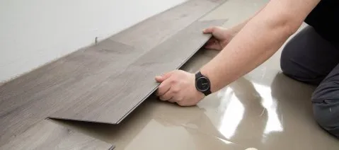 Designboden Vinylboden oder Laminatboden auf Teppichboden verlegen