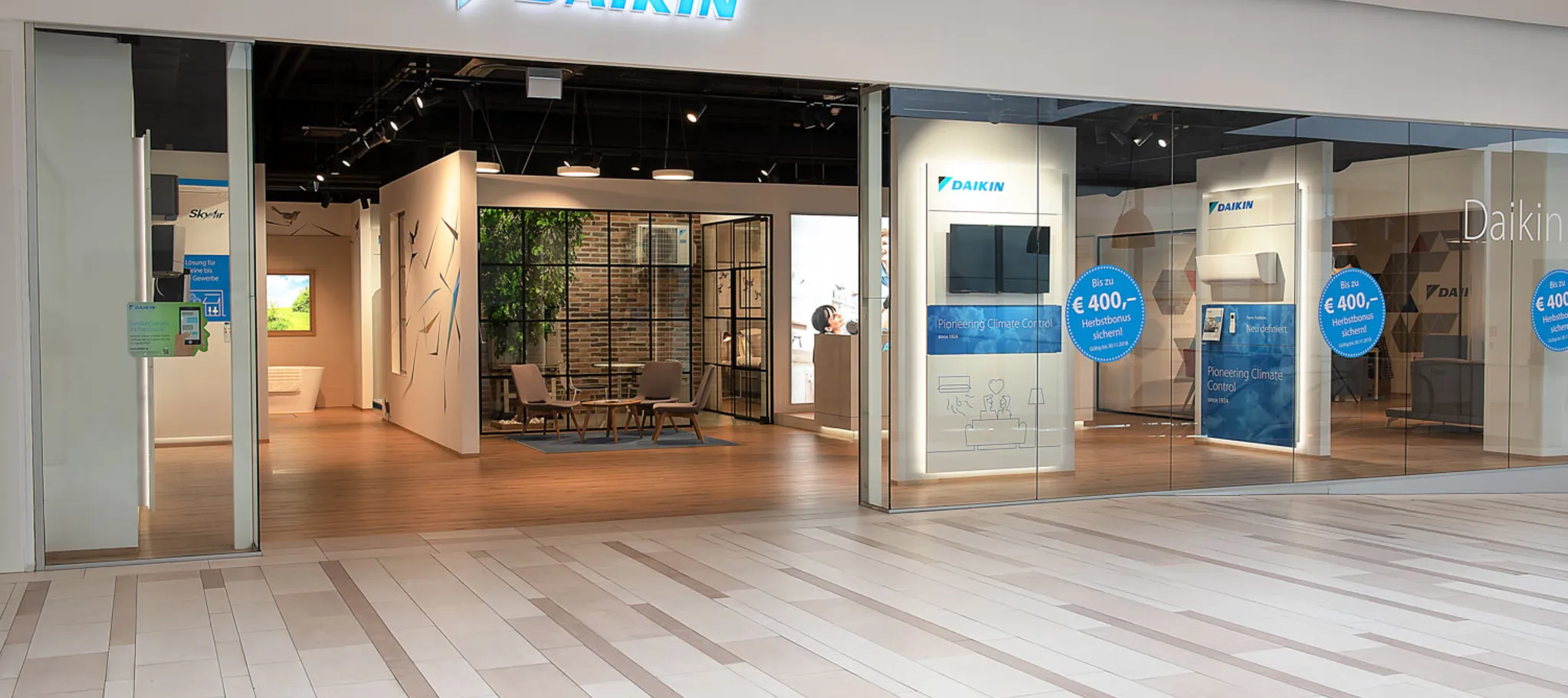 wineo Purline Bioboden Showroom Eingang 