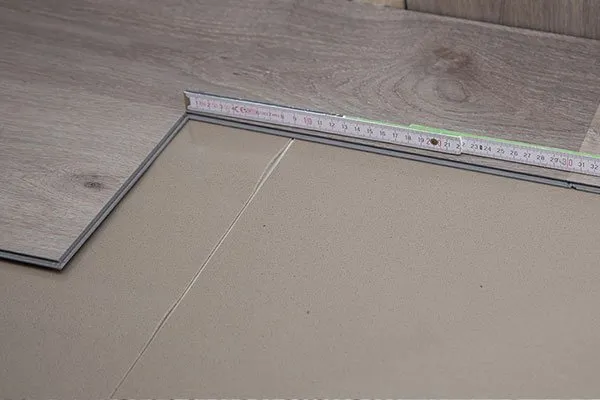 wineo Designboden zum Klicken Holzoptik Vinylboden verlegen Klick-Vinyl elastischer Fußboden Bodenbelag